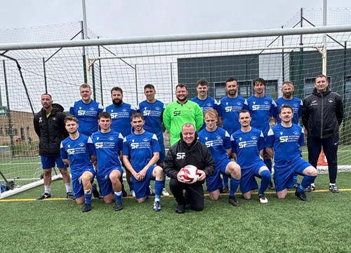 Merlins Bridge team photo with new kit